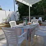 For 4 People With Wifi, Parking, And Garden Дом отдыха Сен-Рафаэль