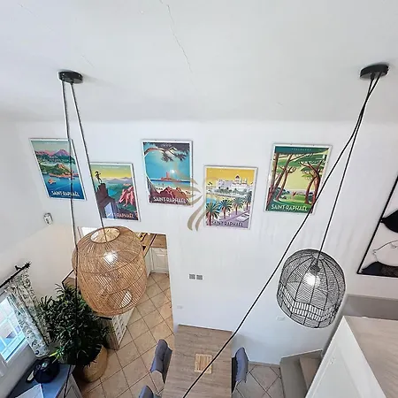 For 4 People With Wifi, Parking, And Garden Saint-Raphaël