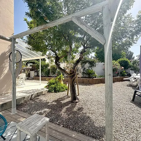 For 4 People With Wifi, Parking, And Garden Prázdninový dům *