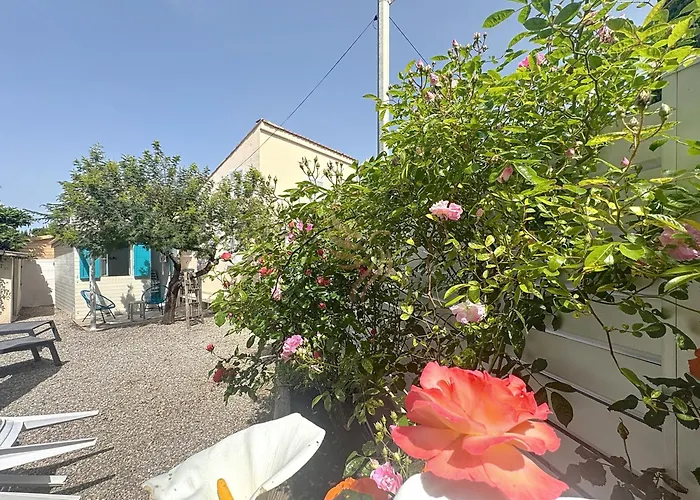 For 4 People With Wifi, Parking, And Garden Saint-Raphaël